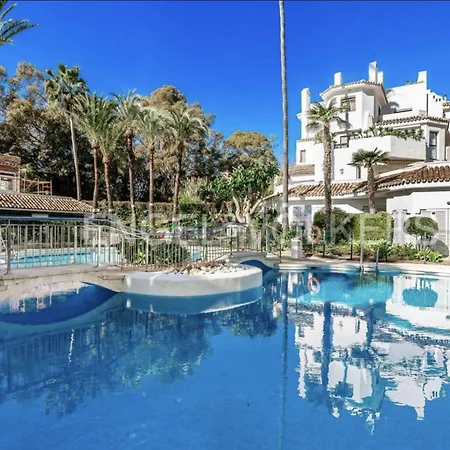 Apartamento Apartment. Newly Renovated. *