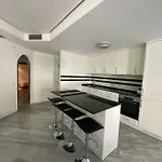 Apartment Apartment. Newly Renovated. *
