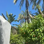 Apartment. Newly Renovated. * Marbella