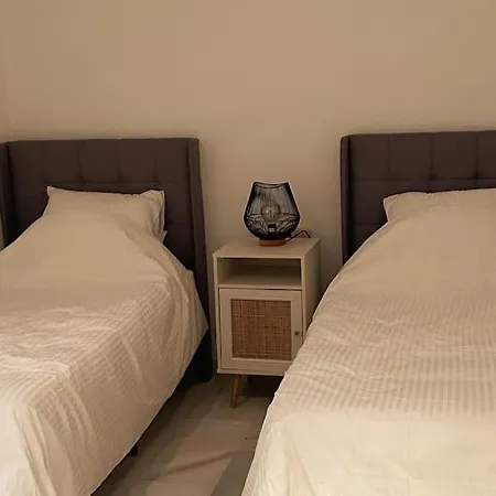 Apartment. Newly Renovated.