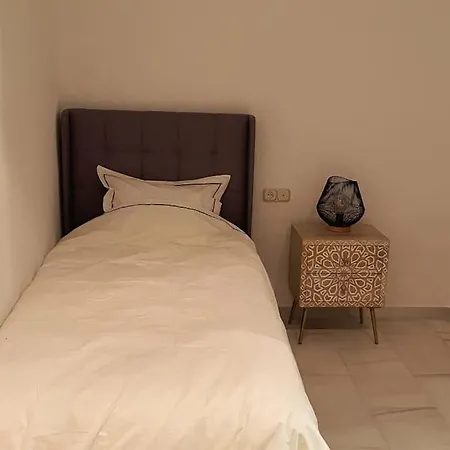 Apartment. Newly Renovated. * 마르베야