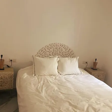 Apartment. Newly Renovated. 마르베야