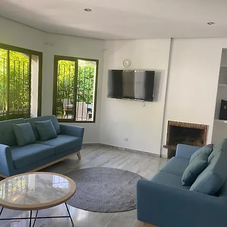 Apartment. Newly Renovated.