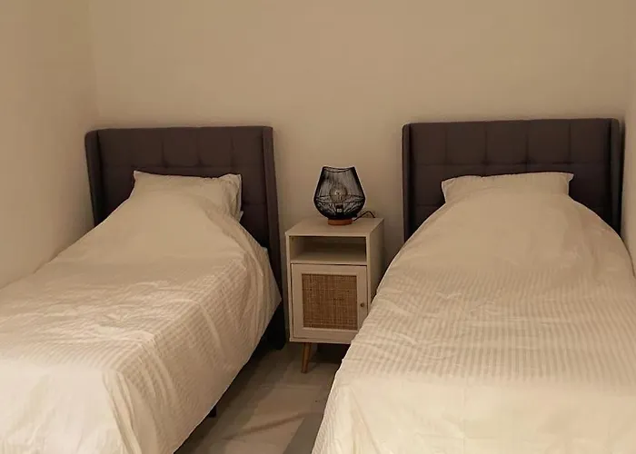 Apartment. Newly Renovated.